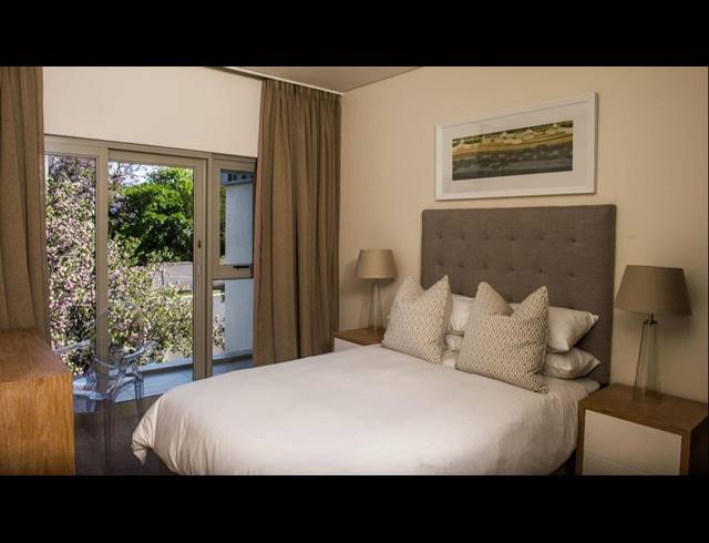 4 BEDROOM TOWNHOUSE TO LET IN NORWOOD